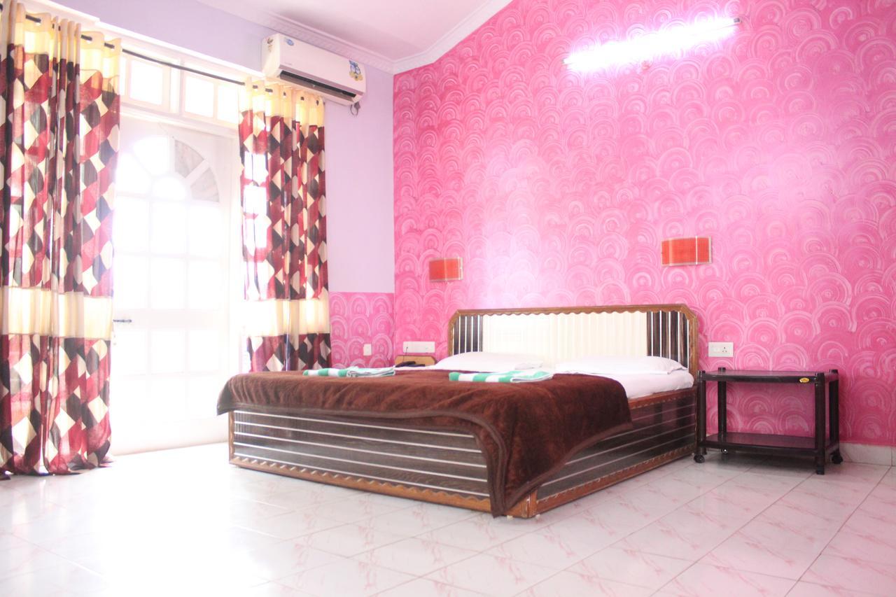 Hotel Natasha Panaji Εξωτερικό φωτογραφία