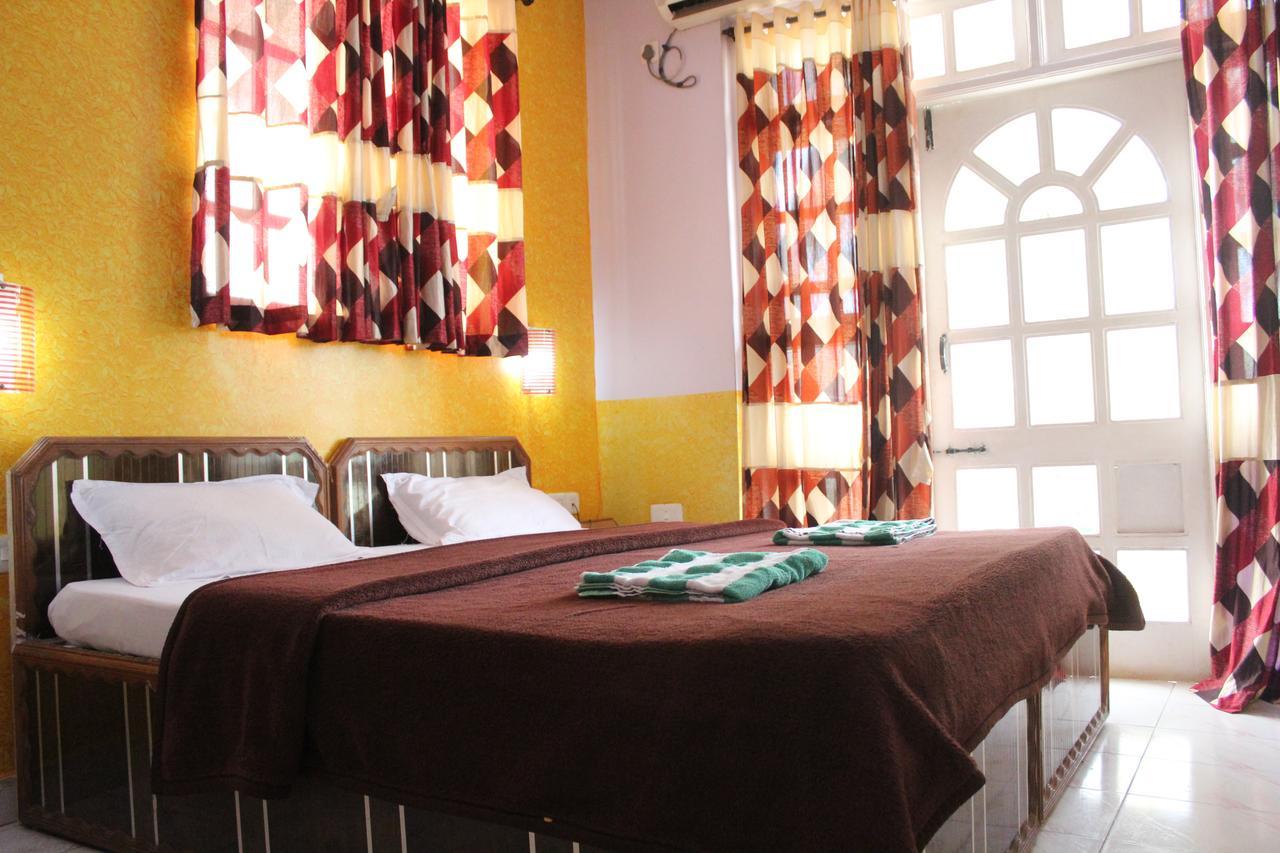 Hotel Natasha Panaji Εξωτερικό φωτογραφία